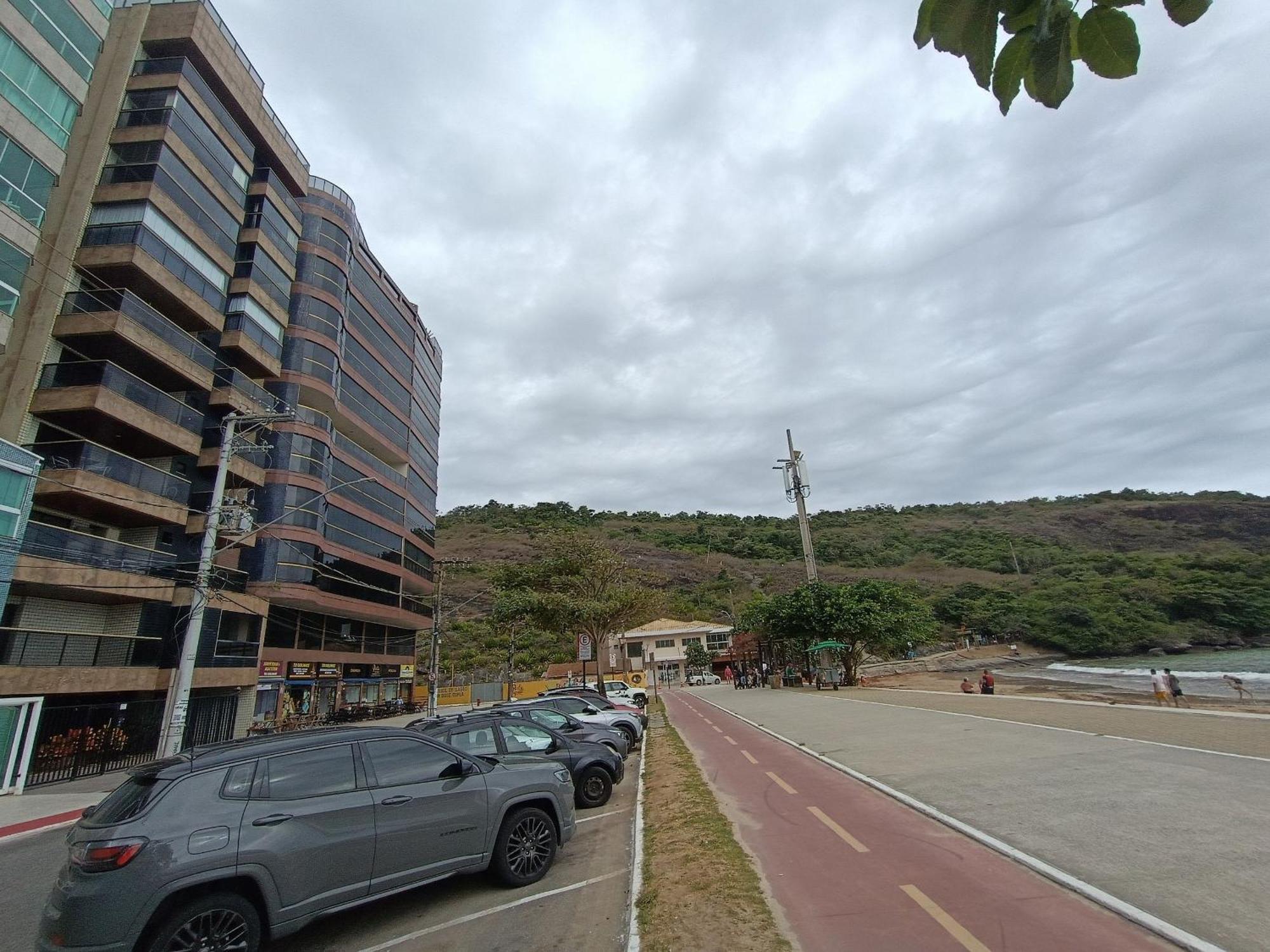 Apartment Do Morro - Apt. Canto Nobre, Frente Total O Mar, 4 Quartos 1 Vaga De Garagem, 2 Banheiros *