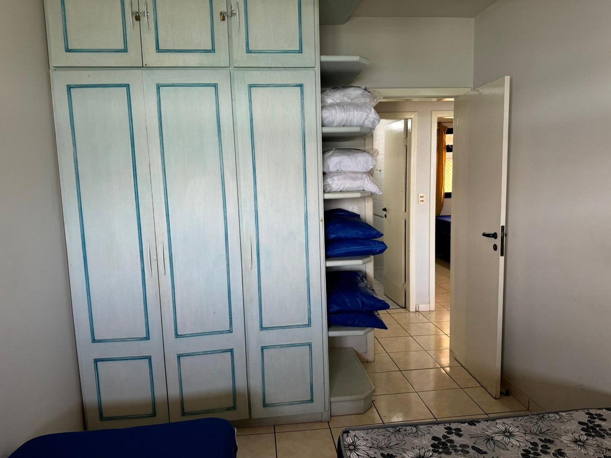 Do Morro - Apt. Canto Nobre, Frente Total O Mar, 4 Quartos 1 Vaga De Garagem, 2 Banheiros