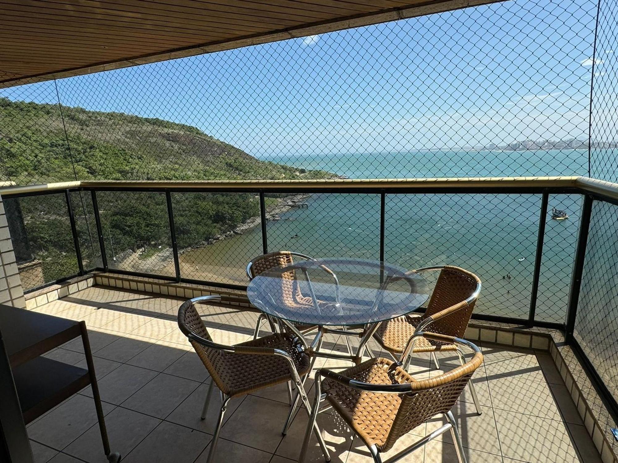 Do Morro - Apt. Canto Nobre, Frente Total O Mar, 4 Quartos 1 Vaga De Garagem, 2 Banheiros Apartment *
